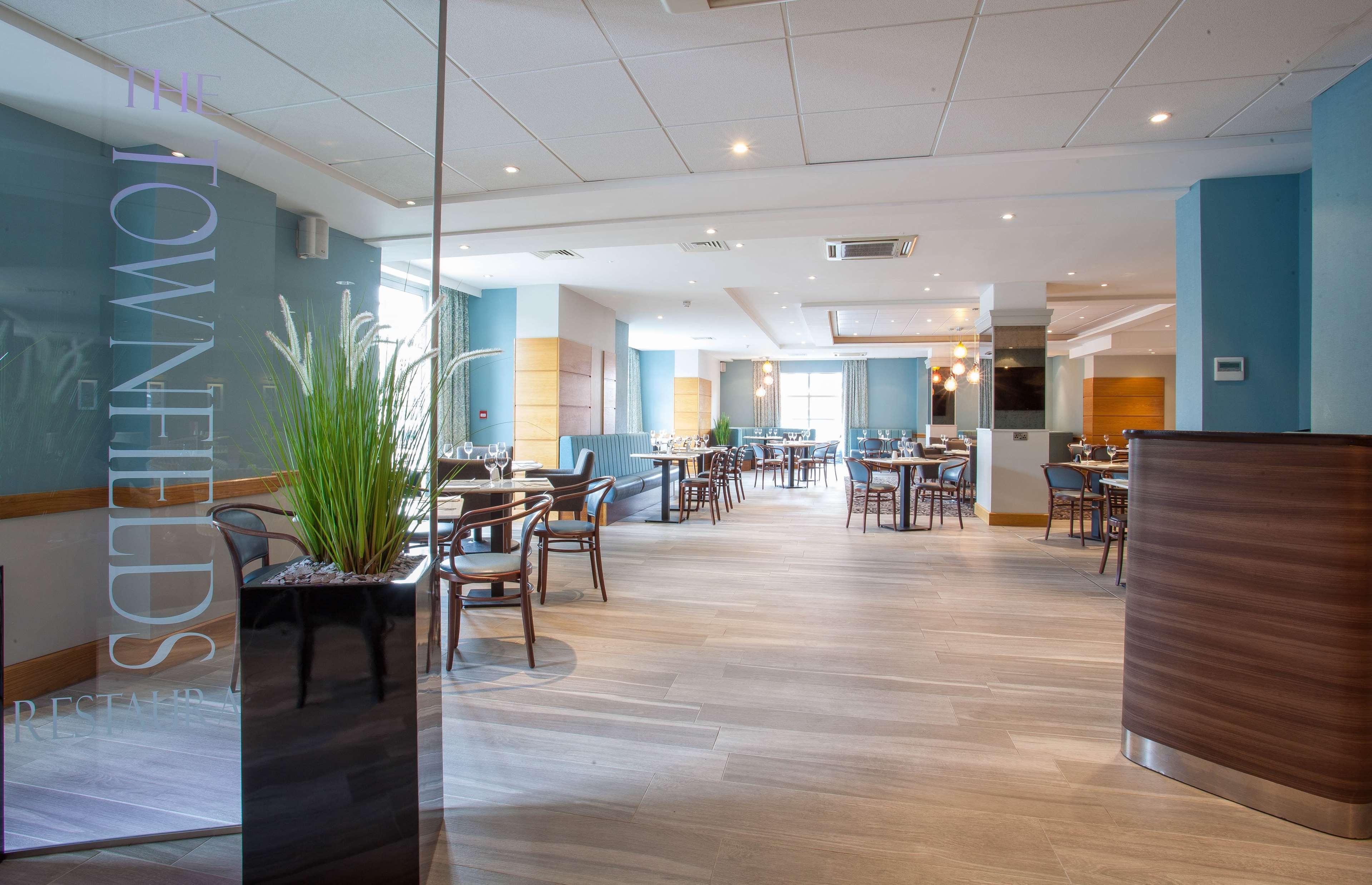 Best Western Manchester Altrincham Cresta Court Hotel Exterior foto